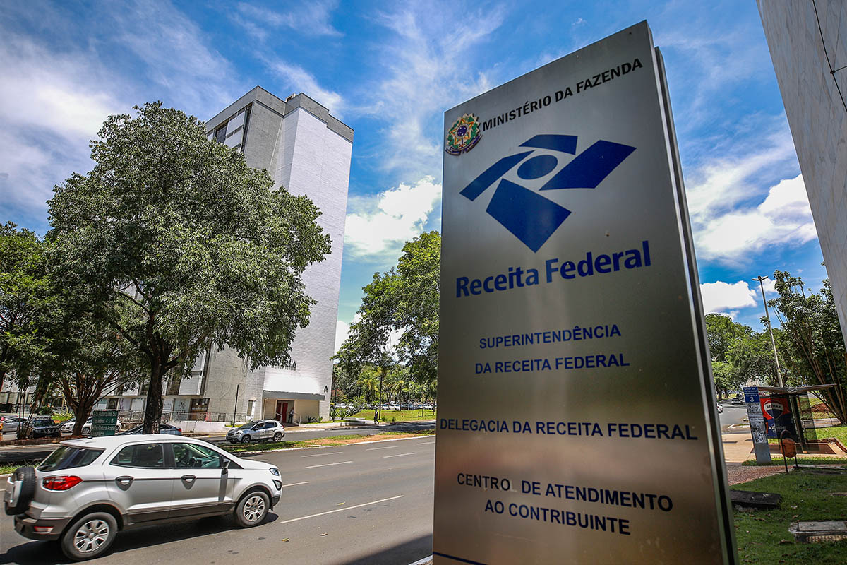 CURY PRETENDE ENCAMINHAR PROPOSTA DE LEI ORGÂNICA DA ADMINISTRAÇÃO TRIBUTÁRIA